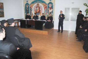 Măsuri de prevenire a incendiilor în lăcașurile de cult, la slujbele de Paști